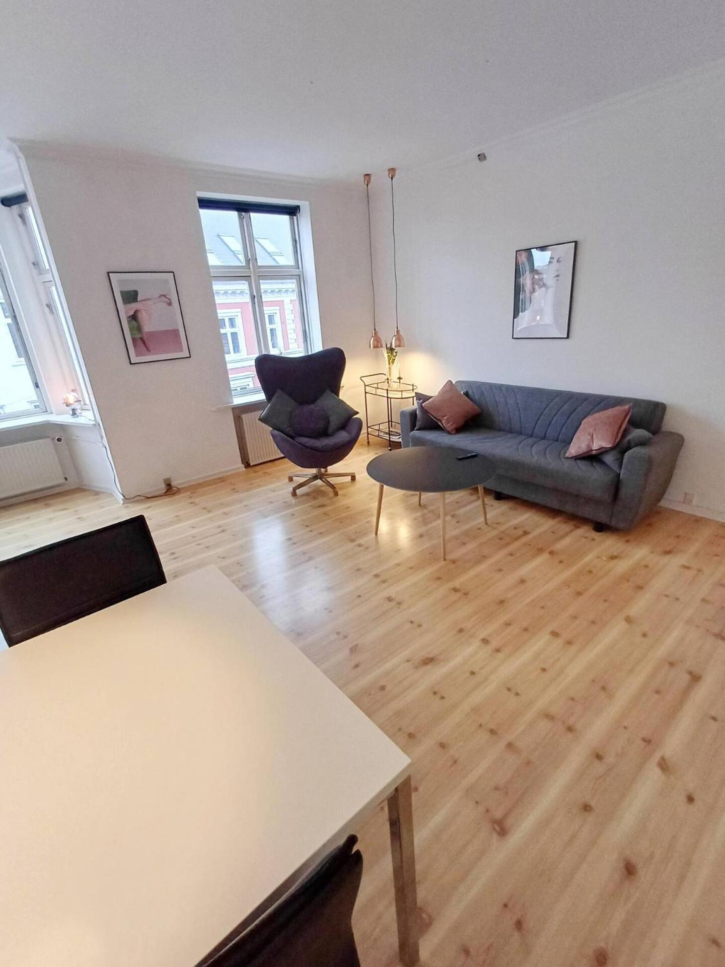 Charming On Pedestrian Street Apartment Randers